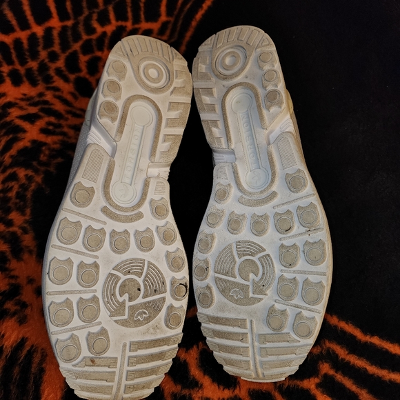 Adidas Men's white shoes sz 12 - Picture 7 of 7